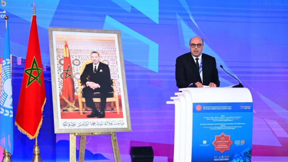 رئيس مجلس المستشارين محمد ولد الرشيد  يلتقي بمسؤولين في منتدى مراكش الاقتصادي
