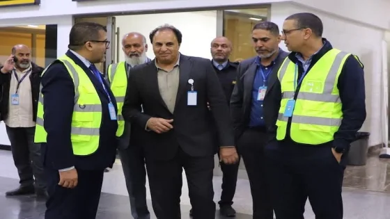 وفد من الخطوط الملكية المغربية يتفقد مطار بنغازي الليبي وفتح خط جوي مباشر قريبا