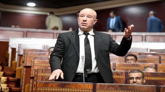 مجموعة العدالة والتنمية بمجلس النواب يقترح حظر التدخين في الأماكن العمومية