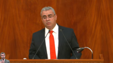 البرلماني السطي يسائل الوزير وهبي حول تعزيز الأمن القانوني للعقود والوثائق