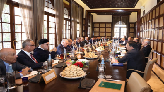 بلاغ من الديوان الملكي بشأن تحيين وتفصيل مبادرة الحكم الذاتي