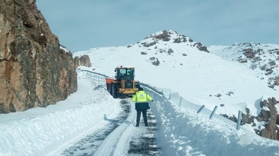 وزارة الداخلية تهيب بالمغاربة توخي أقصى درجات اليقظة والحذر من تقلبات جوية