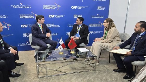 الوزير المغربي عمر حجيرة يتباحث مع نائب وزير الخارجية ببنما