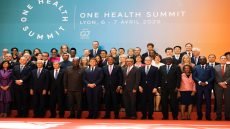 راشيد الطالبي يمثل جلالة الملك في القمة الدولية “صحة واحدة” بليون -فرنسا