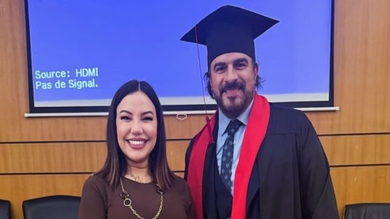 البرلماني السابق الفنان ياسين أحجام ينال شهادة الدكتوراه بميزة مشرف جدا بالقنيطرة