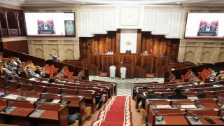 مجلس النواب يصادق على مشروعي قانون يتعلقان بمستخدمي وكالة المحافظة العقارية ومدرسة العلوم الزراعية