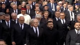 رئيس الحكومة عزيز أخنوش يمثل الملك محمد السادس في جنازة هارالد ملك النرويج